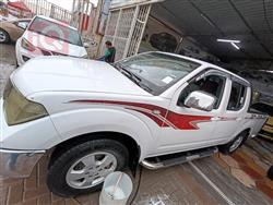 نيسان نافارا